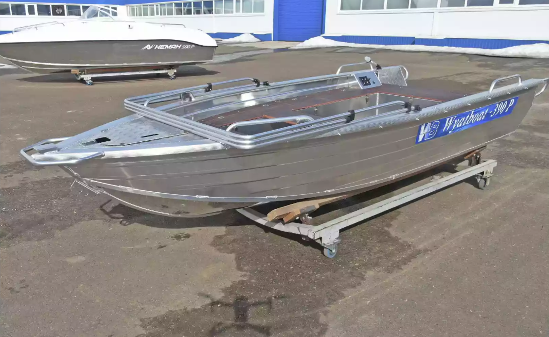 Алюминиевая лодка Wyatboat-390РМ в Санкт-Петербурге