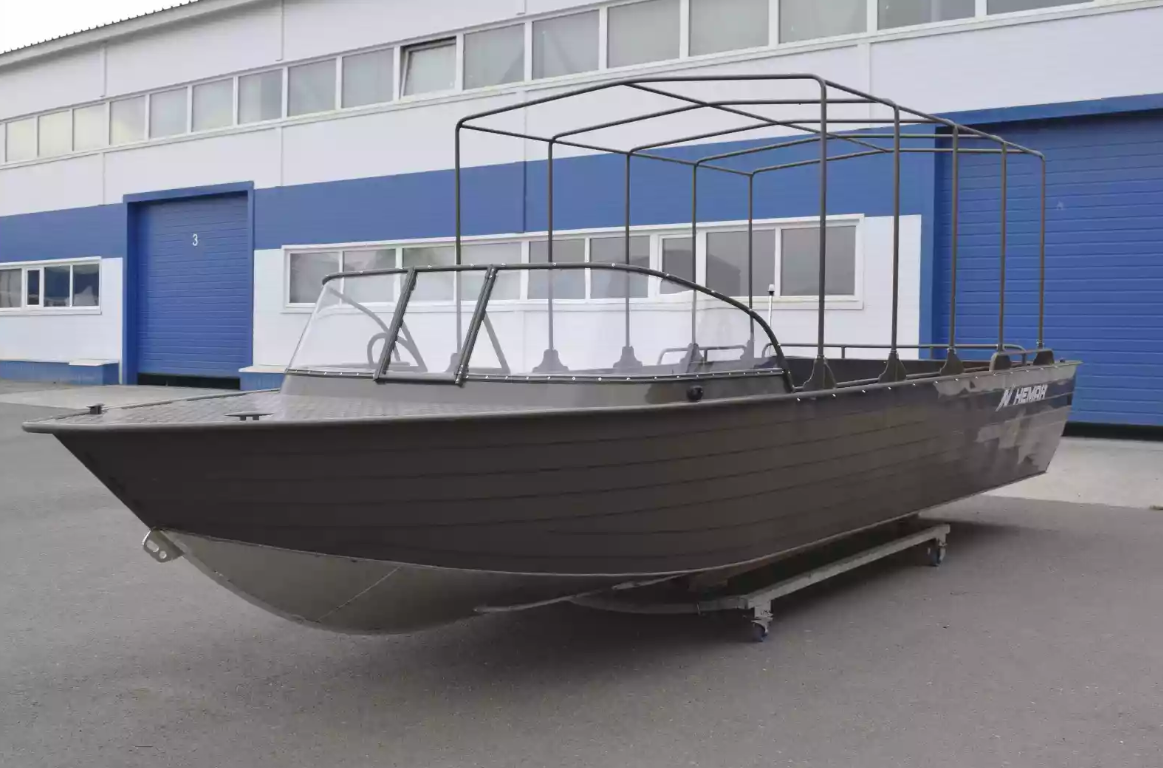 Алюминиевый катер Wyatboat-700 в Санкт-Петербурге