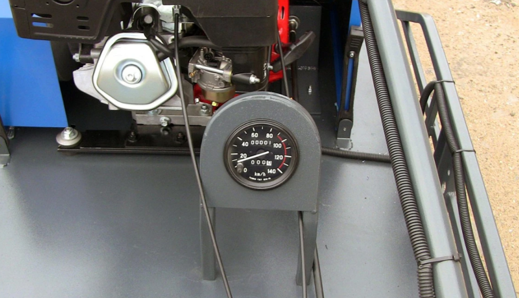 Мотобуксировщик ВЕПС WINTER «СЕКАЧ» 18 в Санкт-Петербурге