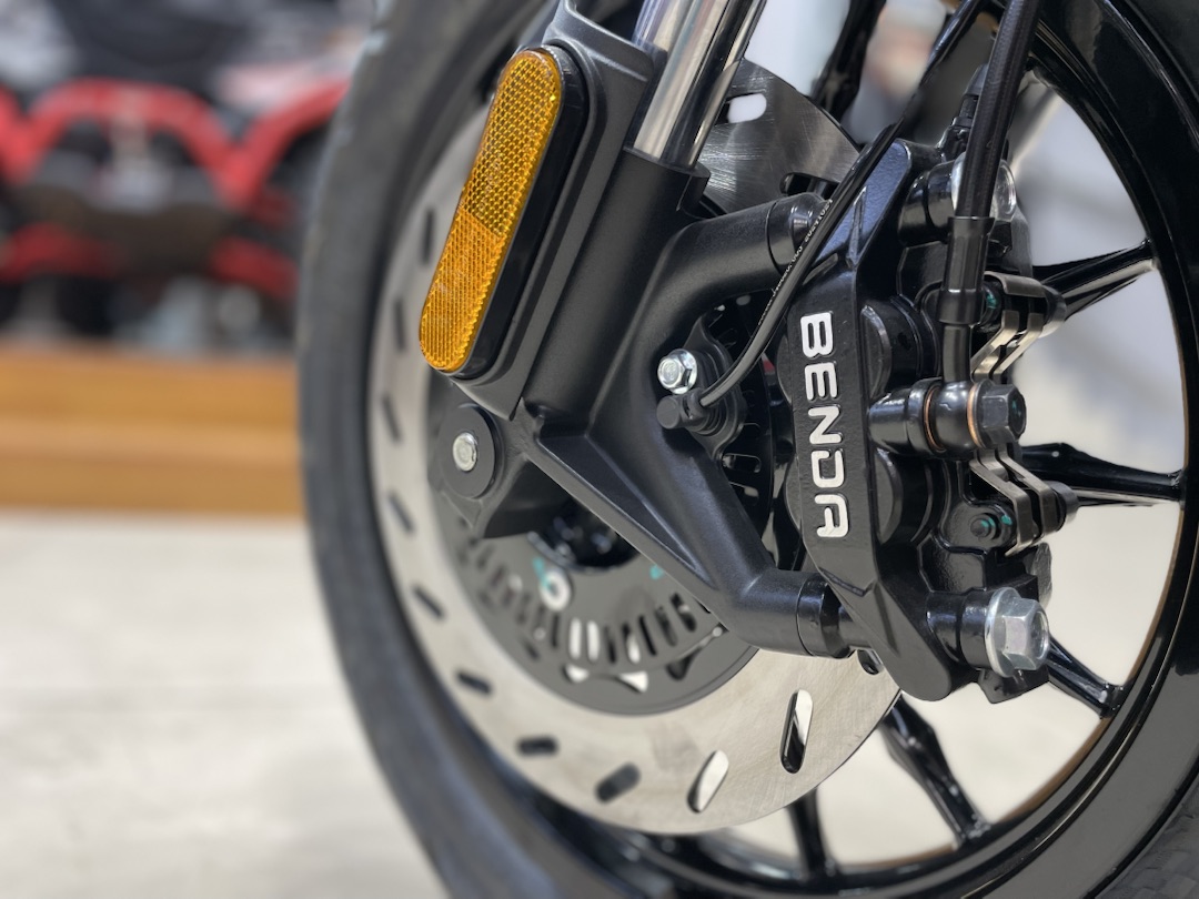 Мотоцикл Benda Chinchilla 300 в Санкт-Петербурге