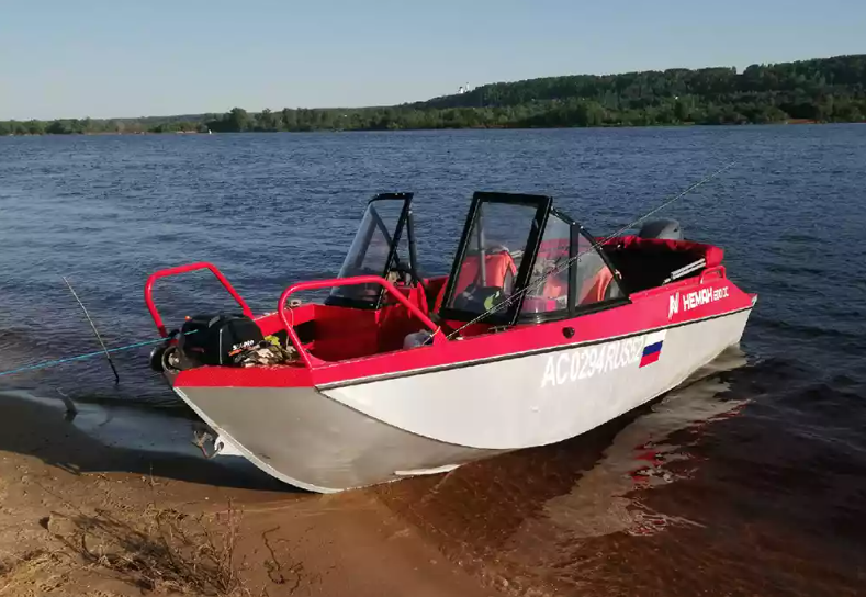 Алюминиевый катер Неман-500 DC в Санкт-Петербурге