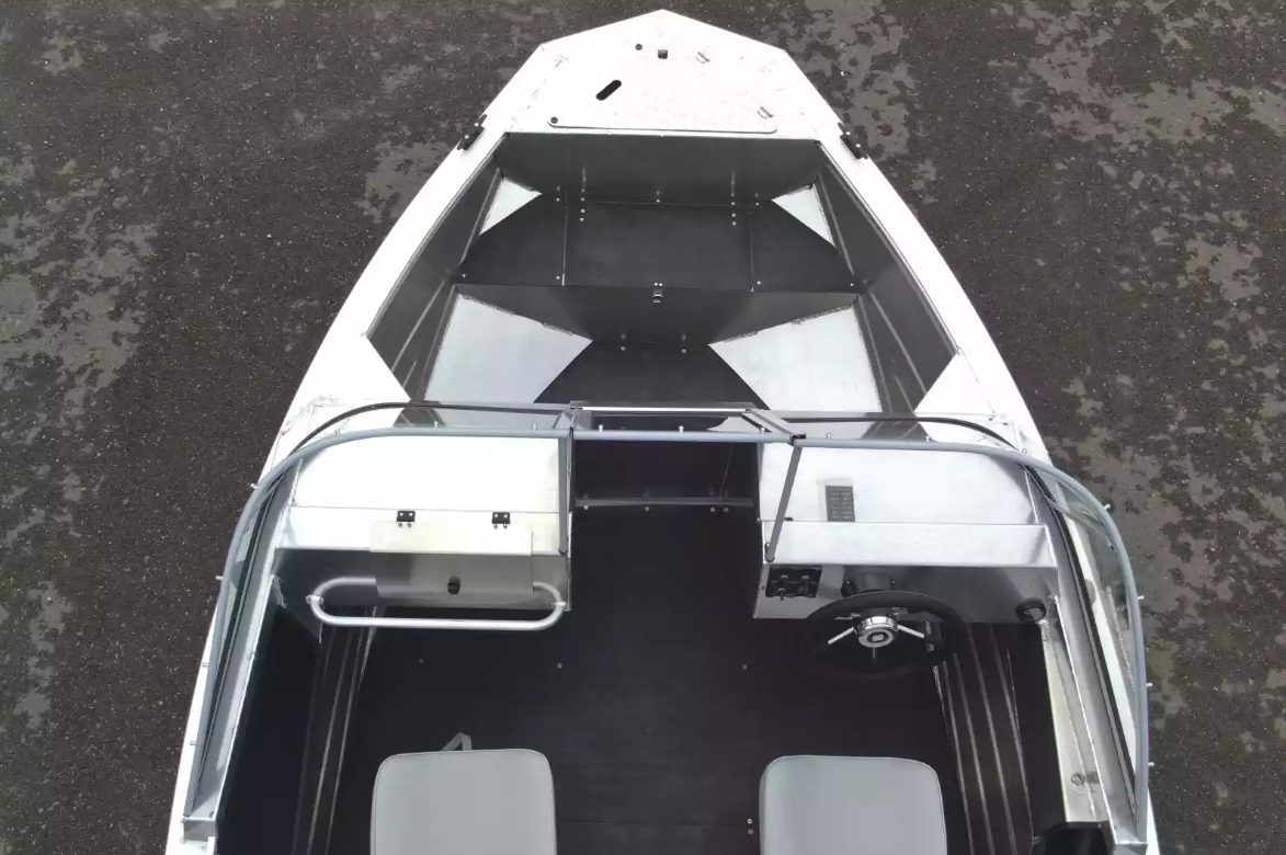 Алюминиевый катер Неман-450 DC NEW без покраски в Санкт-Петербурге