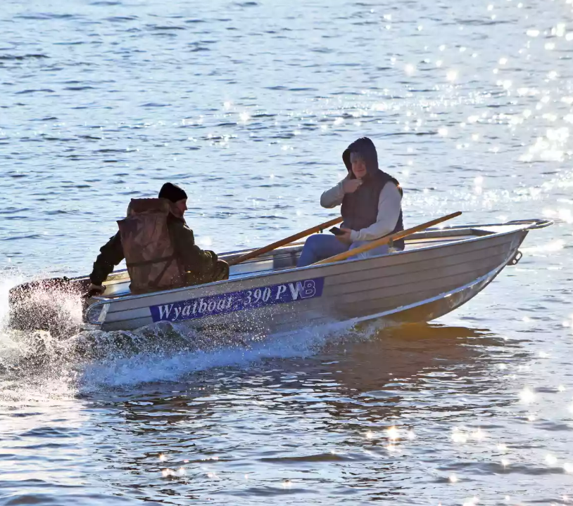Алюминиевая лодка Wyatboat-390 P в Санкт-Петербурге