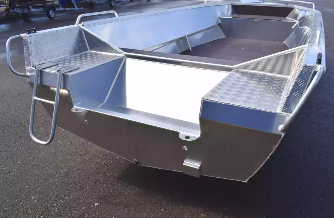 Алюминиевая лодка Неман-500 P в Санкт-Петербурге