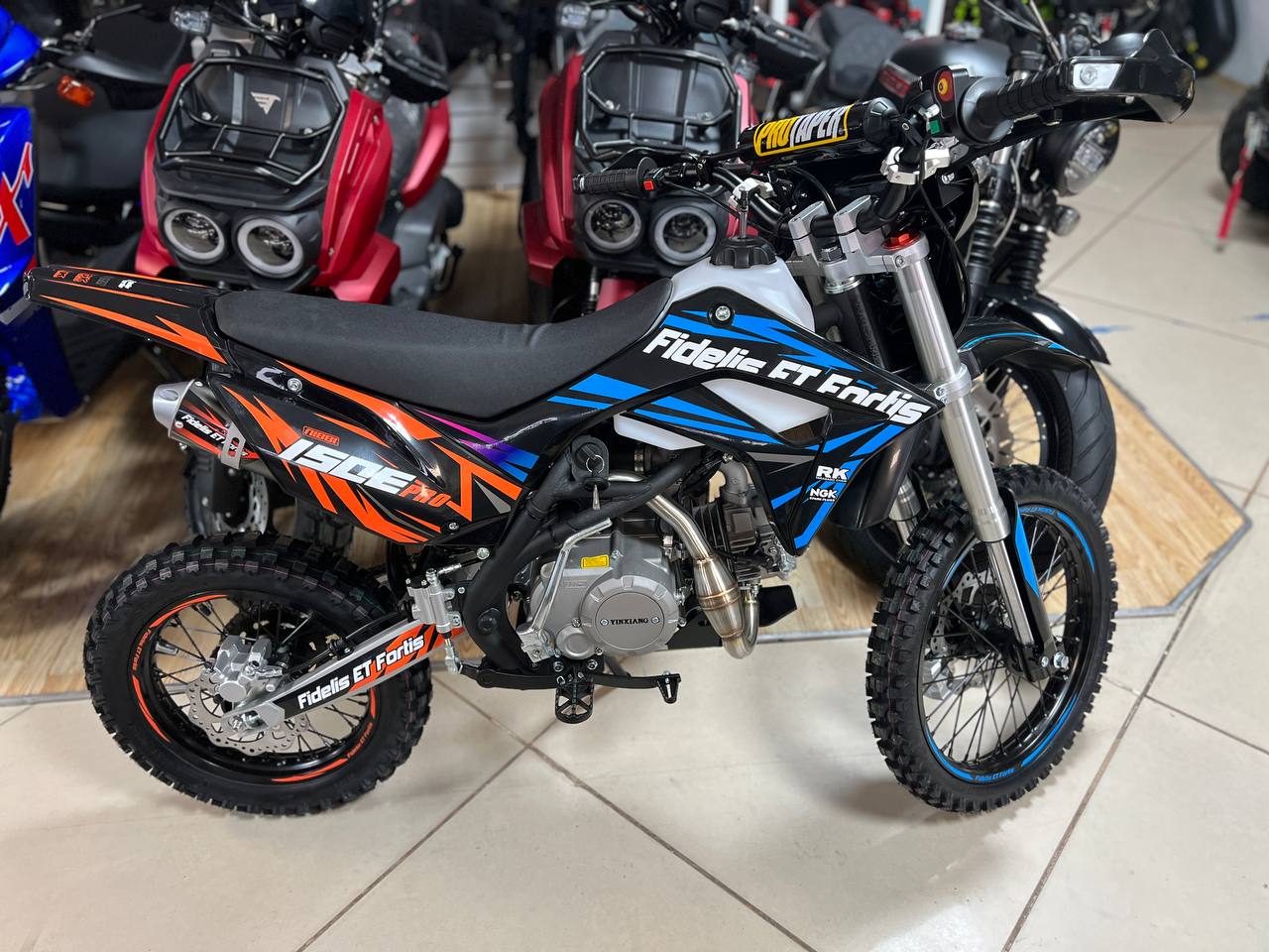 Мотоцикл (питбайк) PROMAX FIDET (ФАЙДЕТ) 190E PRO 17/14 в Санкт-Петербурге