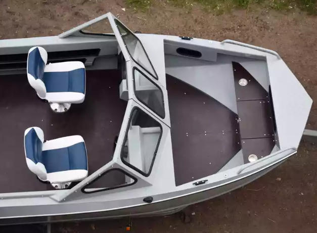 Алюминиевый катер Неман-500 DC Pro в Санкт-Петербурге