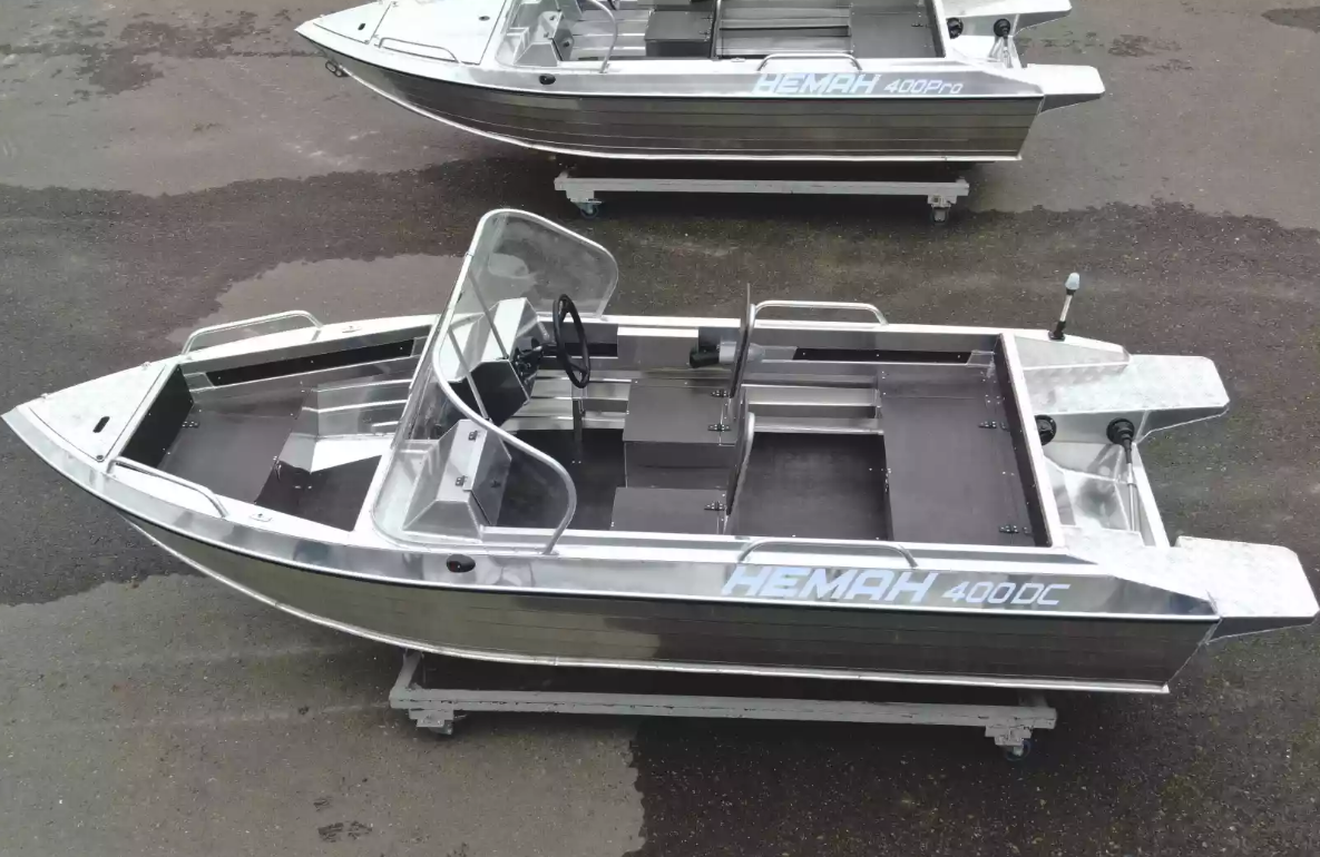 Алюминиевый катер Neman-400 DC в Санкт-Петербурге