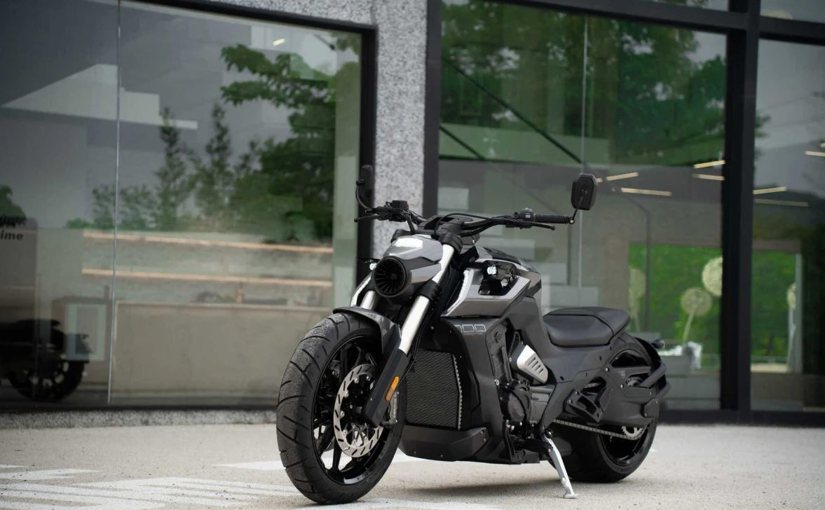 Мотоцикл Benda LFC 700 Pro в Санкт-Петербурге