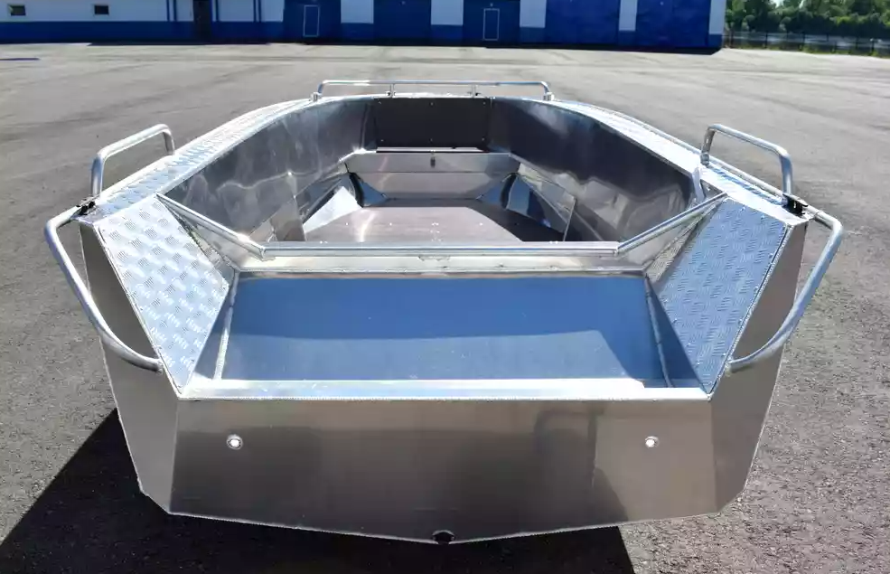 Алюминиевая лодка Wyatboat-490 P в Санкт-Петербурге