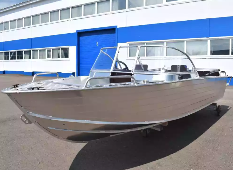 Алюминиевый катер WYATBOAT-550 DCM в Санкт-Петербурге