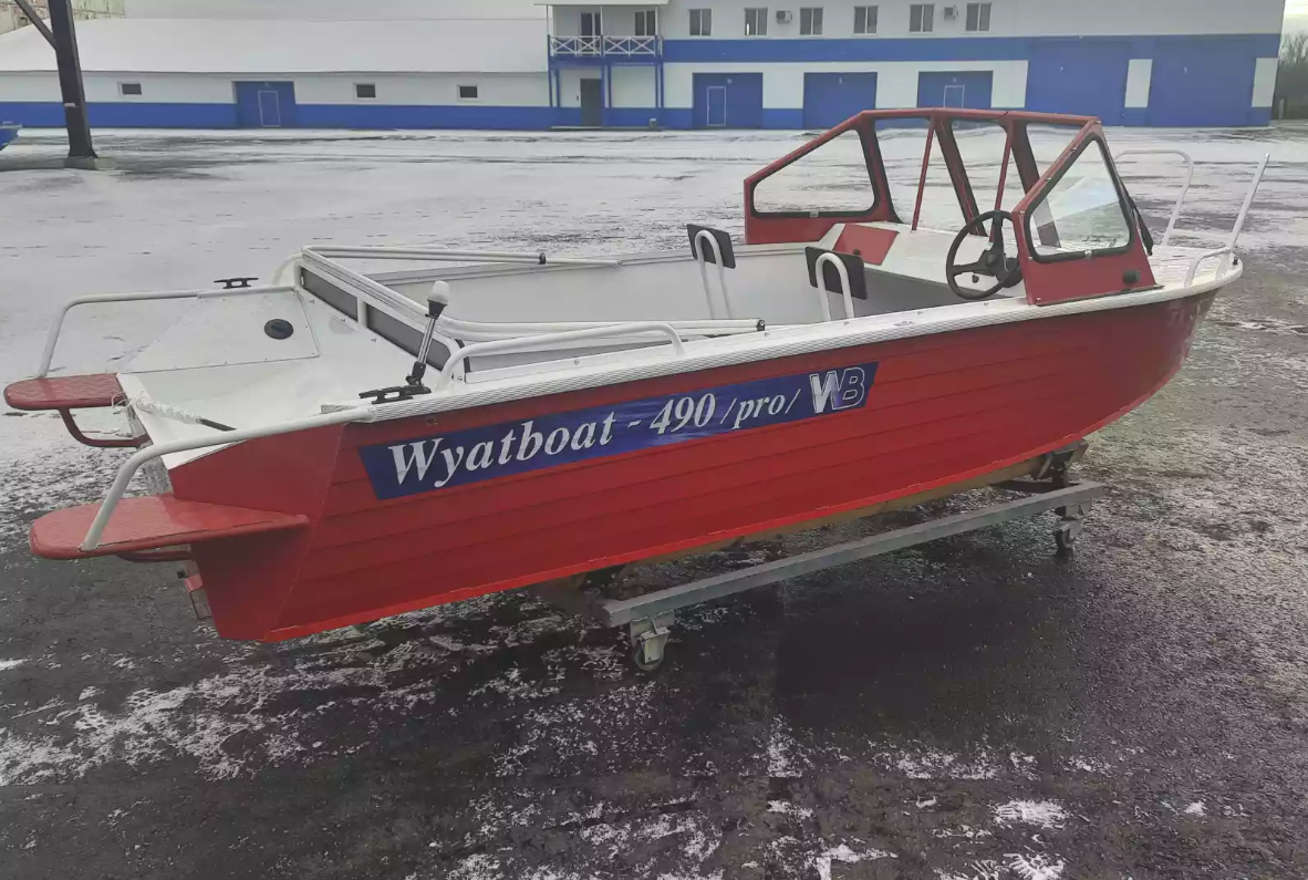 Алюминиевый катер Wyatboat-490 DCM Pro в Санкт-Петербурге