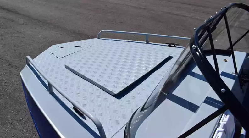 Алюминиевый катер Неман 500 в Санкт-Петербурге