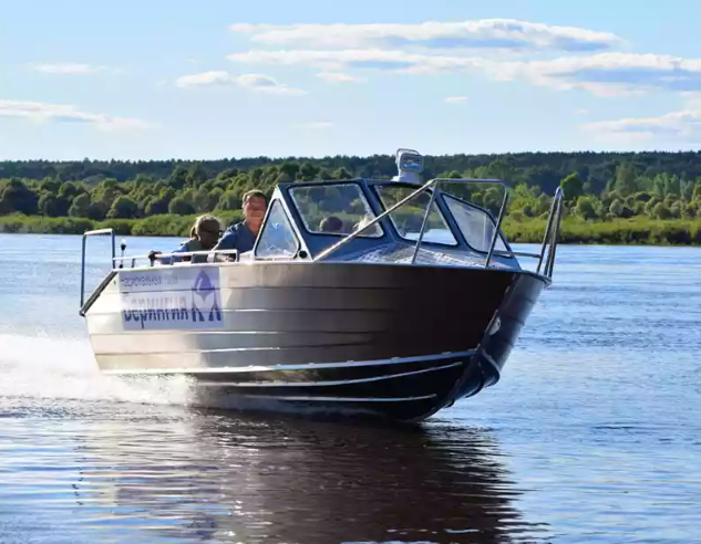 Алюминиевый катер Неман 550 в Санкт-Петербурге