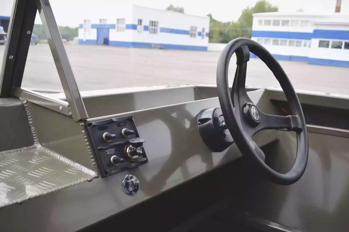 Алюминиевый катер Wyatboat-700 в Санкт-Петербурге