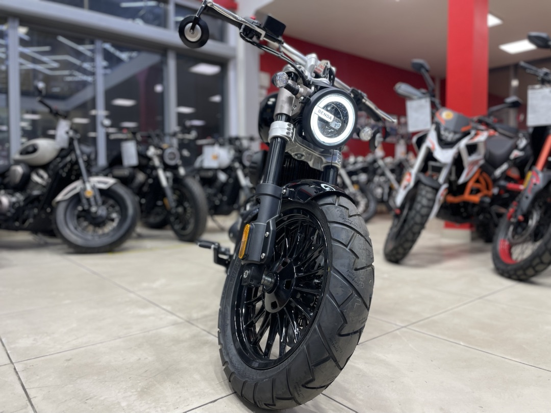 Мотоцикл Benda Chinchilla 300 в Санкт-Петербурге