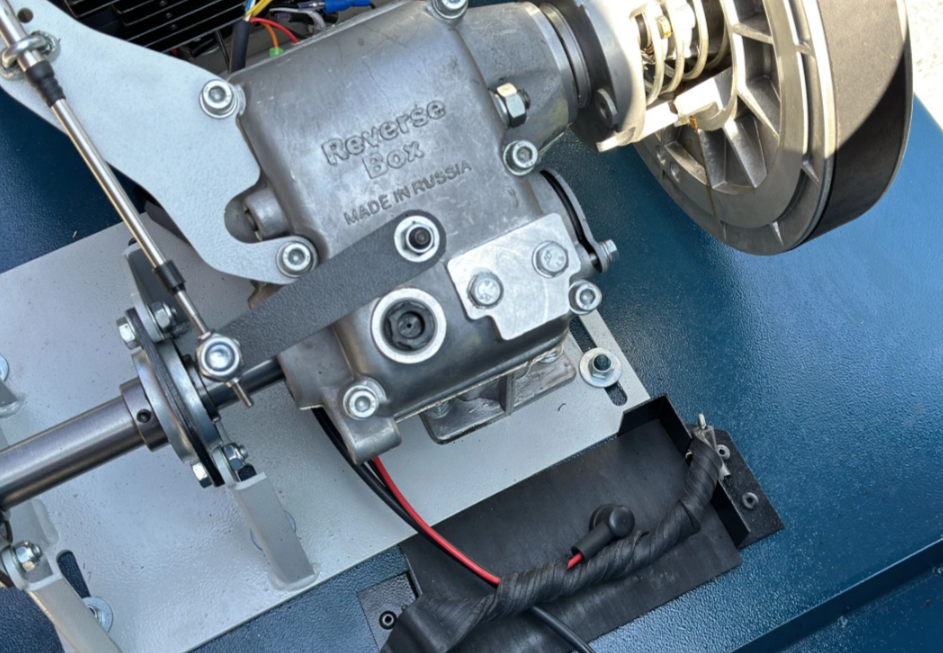 Мотобуксировщик IKUDZO TERRAIN 1500/600 EKR24 (с реверсом) (двс PROMAX) в Санкт-Петербурге