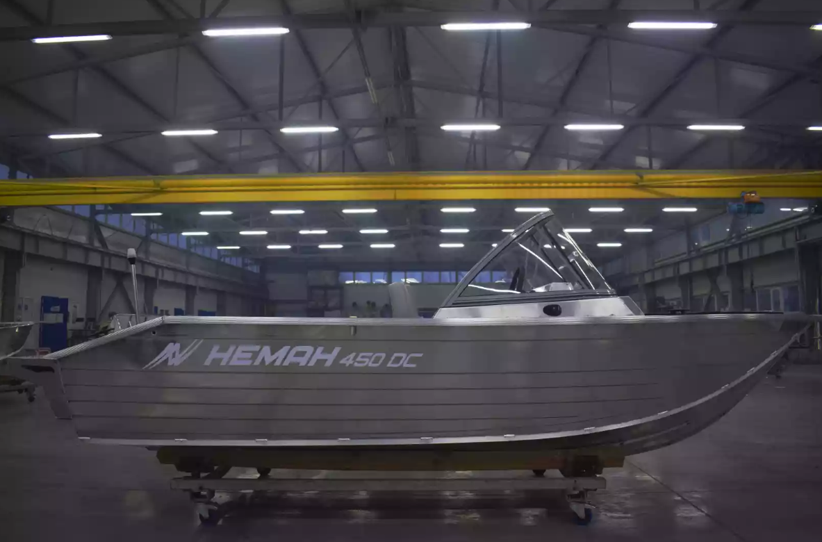 Алюминиевый катер Неман-450 DC NEW без покраски в Санкт-Петербурге