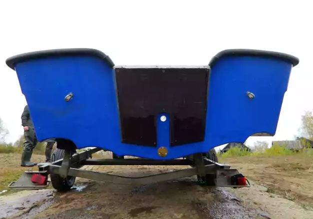 Стеклопластиковый катер Тримаран Wyatboat 430 C в Санкт-Петербурге