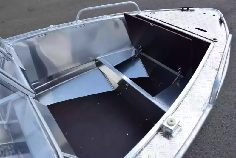 Алюминиевый катер WYATBOAT-550 DCM в Санкт-Петербурге