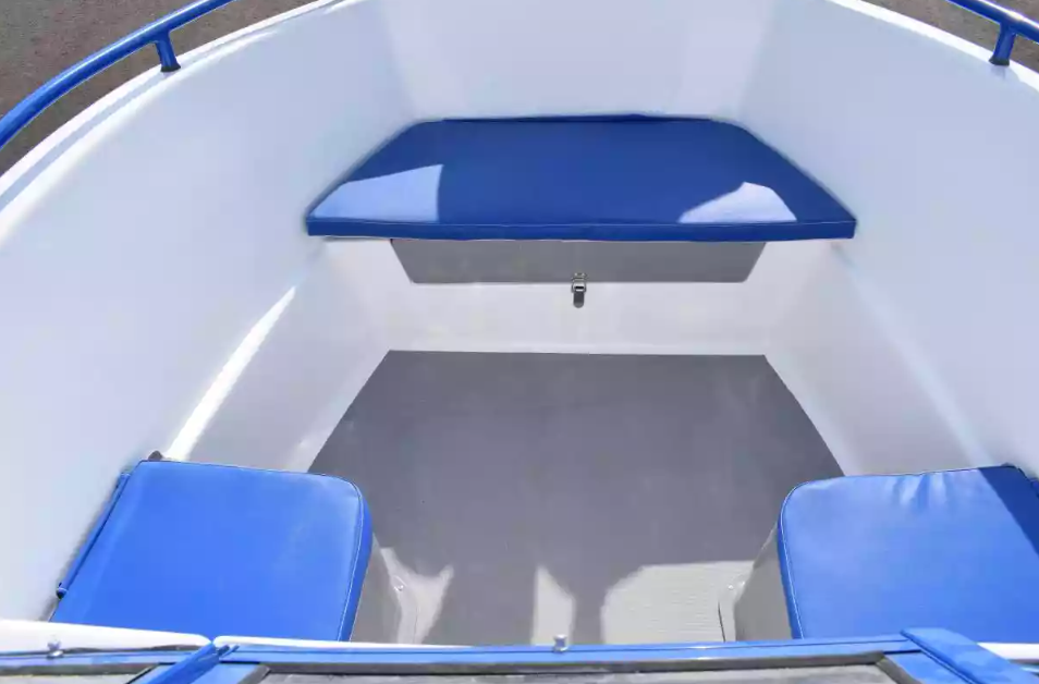 Комбинированный катер Neman-500 Open в Санкт-Петербурге