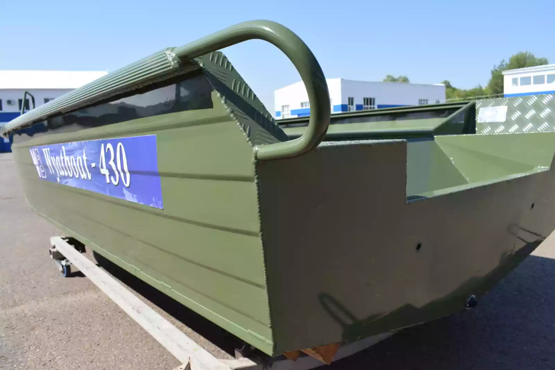 Алюминиевая лодка  Wyatboat-430 Master Fish в Санкт-Петербурге