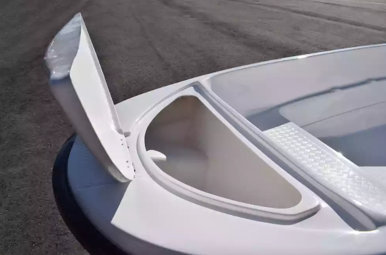 Стеклопластиковая лодка Пингвин (тримаран) в Санкт-Петербурге