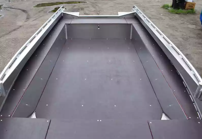 Алюминиевая лодка  Wyatboat-430 Master в Санкт-Петербурге