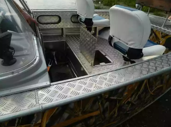 Алюминиевый катер Wyatboat-660 в Санкт-Петербурге