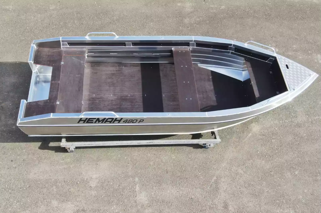 Алюминиевая лодка  Неман-480 Р в Санкт-Петербурге