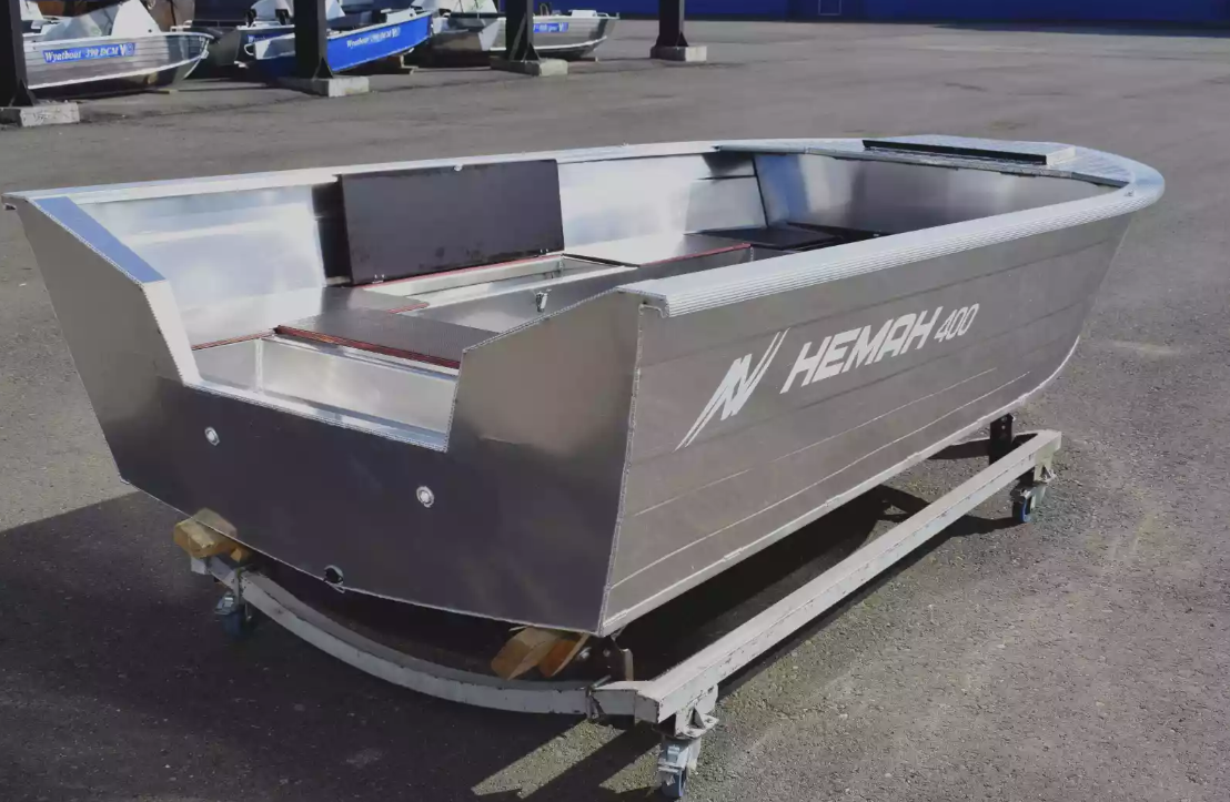 Алюминиевая лодка Неман-400 Р PRO в Санкт-Петербурге