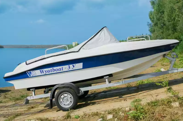 Стеклопластиковый катер Wyatboat-3 У в Санкт-Петербурге