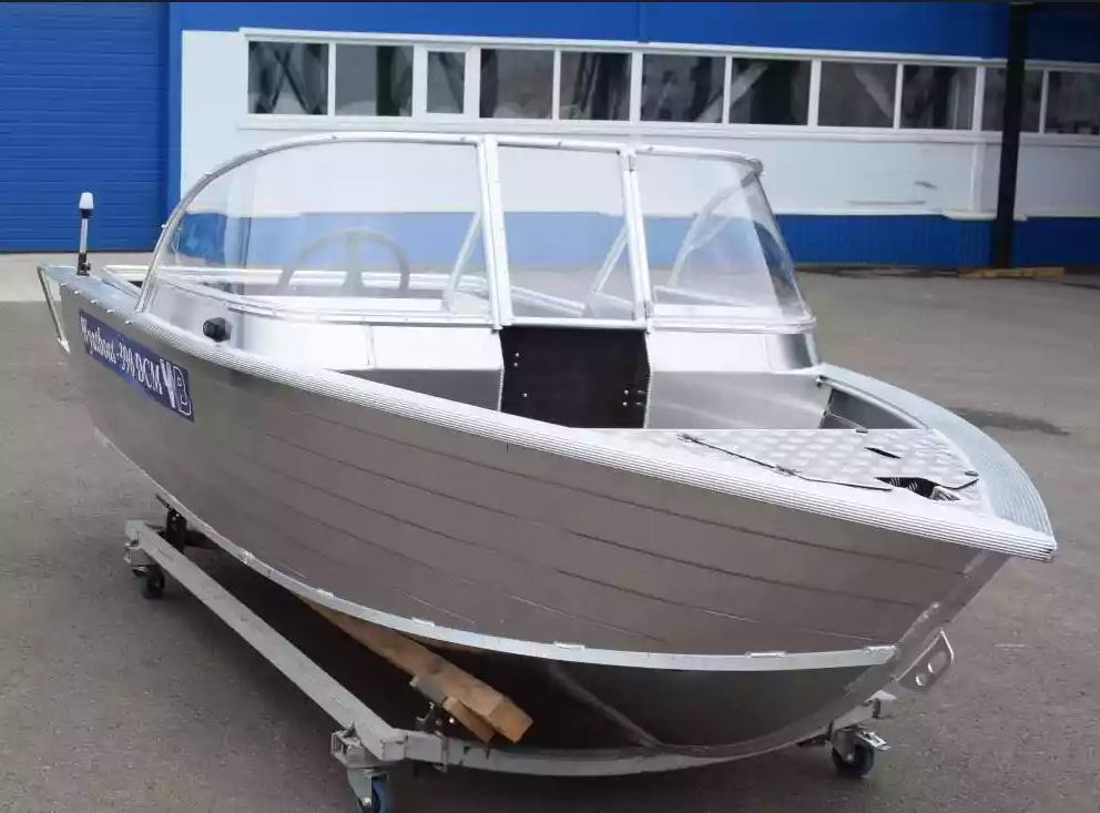 Алюминиевая лодка Wyatboat-390 DCM Увеличенный борт в Санкт-Петербурге