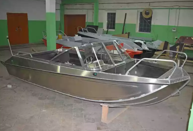 Алюминиевый катер Неман-500 DC (без покраски) в Санкт-Петербурге