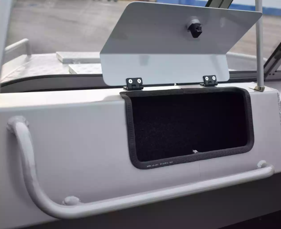 Алюминиевый катер Неман-500 Pro в Санкт-Петербурге