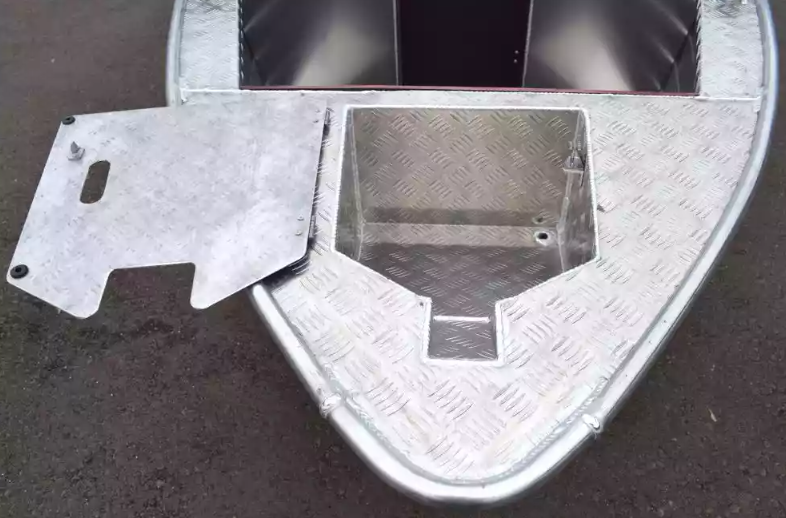 Алюминиевый катер Wyatboat-390 DCM Увеличенный борт в Санкт-Петербурге