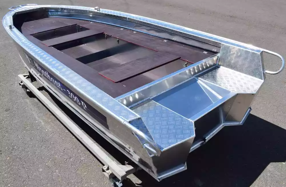 Алюминиевая лодка Wyatboat-390РМ в Санкт-Петербурге