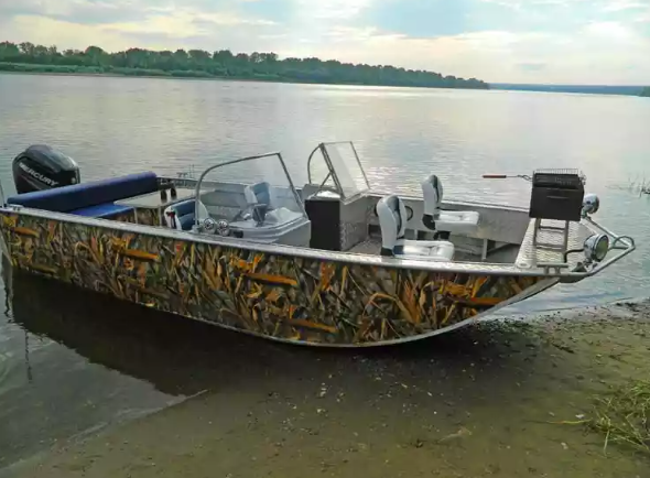 Алюминиевый катер Wyatboat-660 в Санкт-Петербурге