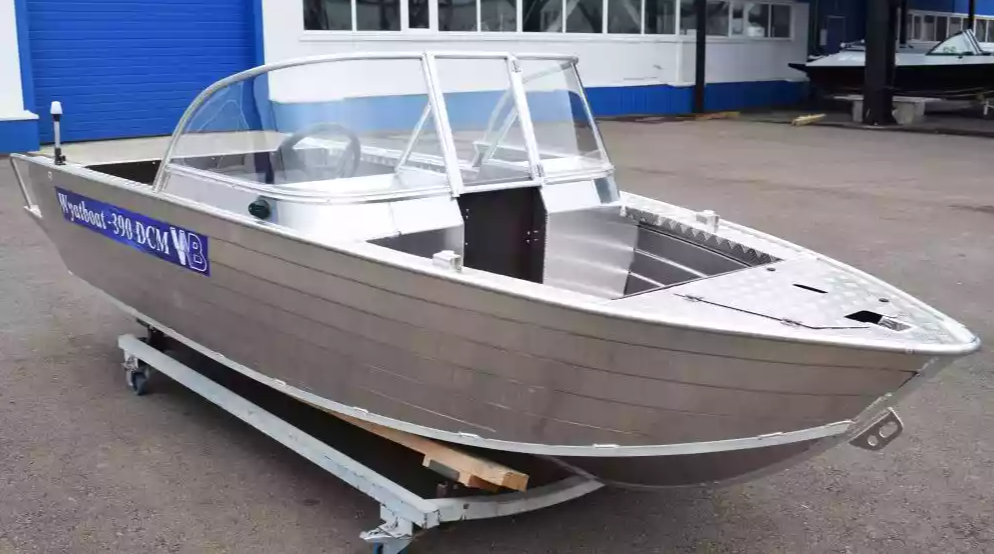 Алюминиевая лодка Wyatboat-390 DCM Увеличенный борт в Санкт-Петербурге