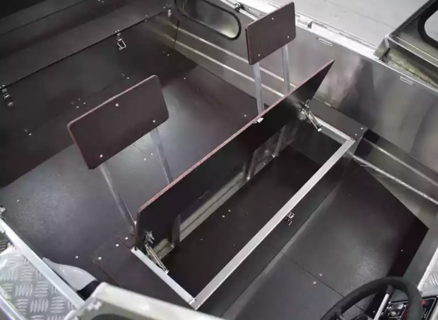 Алюминиевый катер Wyatboat-460 DCM Pro в Санкт-Петербурге