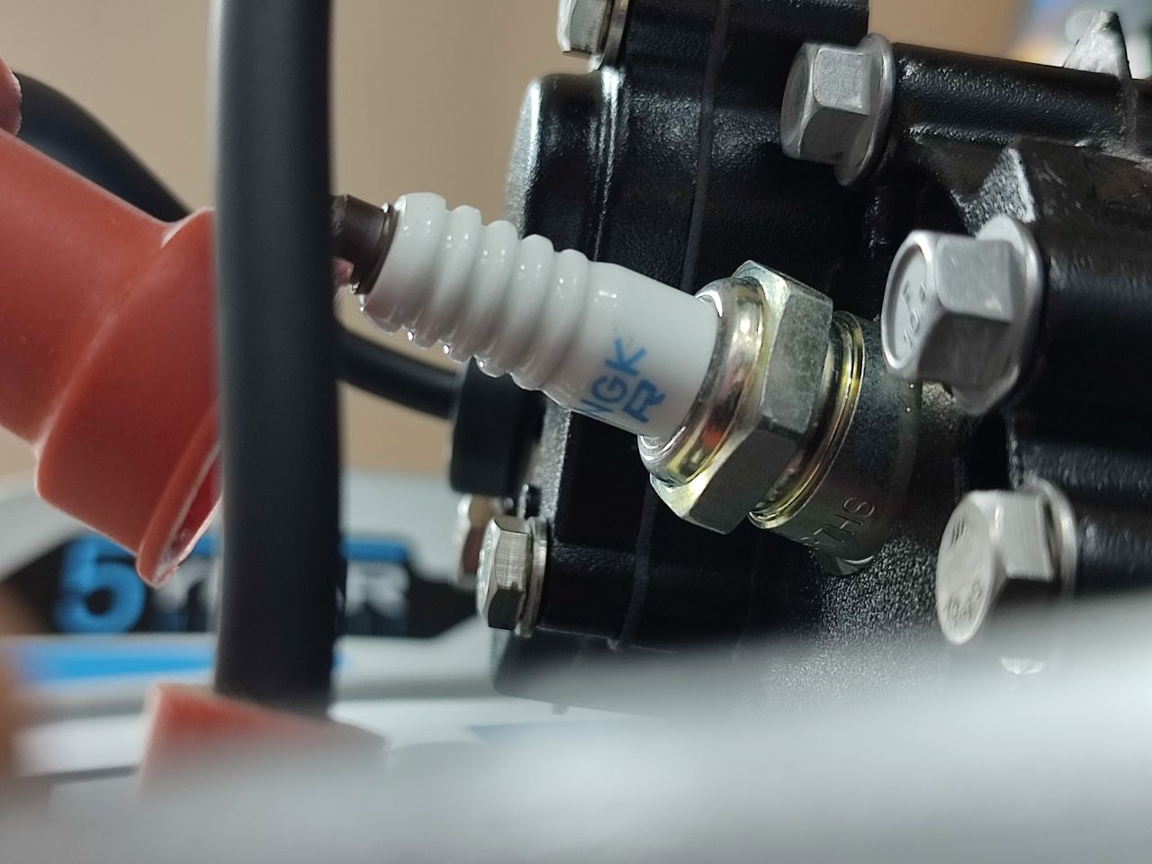 Лодочный мотор PROMAX SP9.9FHS (20) PRO в Санкт-Петербурге