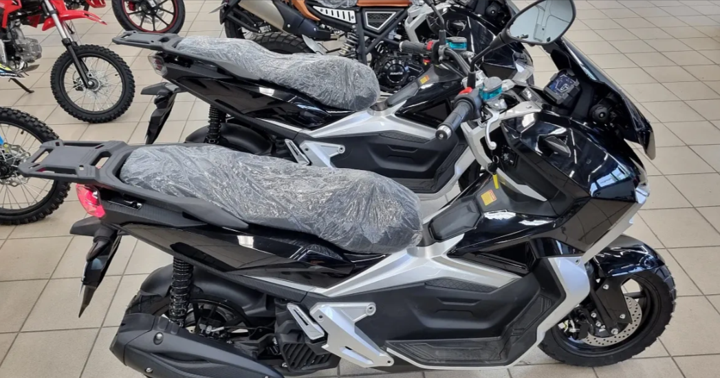 МаксиСкутер PROMAX ADV 200(49) (REPLICA HONDA) в Санкт-Петербурге