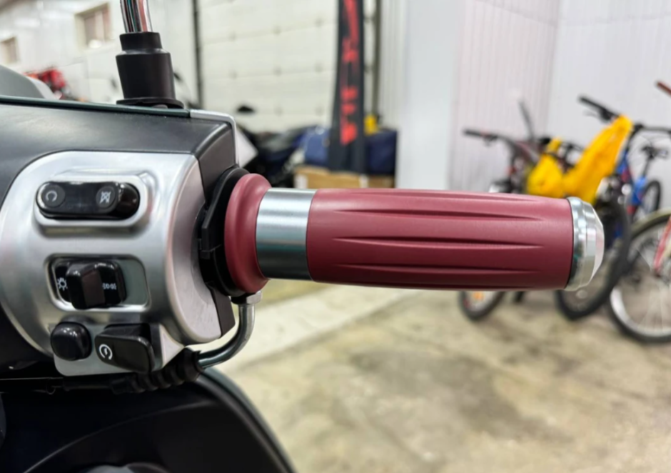 Скутер PROMAX Miami 240 (49) в Санкт-Петербурге