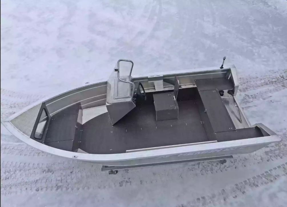 Алюминиевая лодка Неман-400 С в Санкт-Петербурге