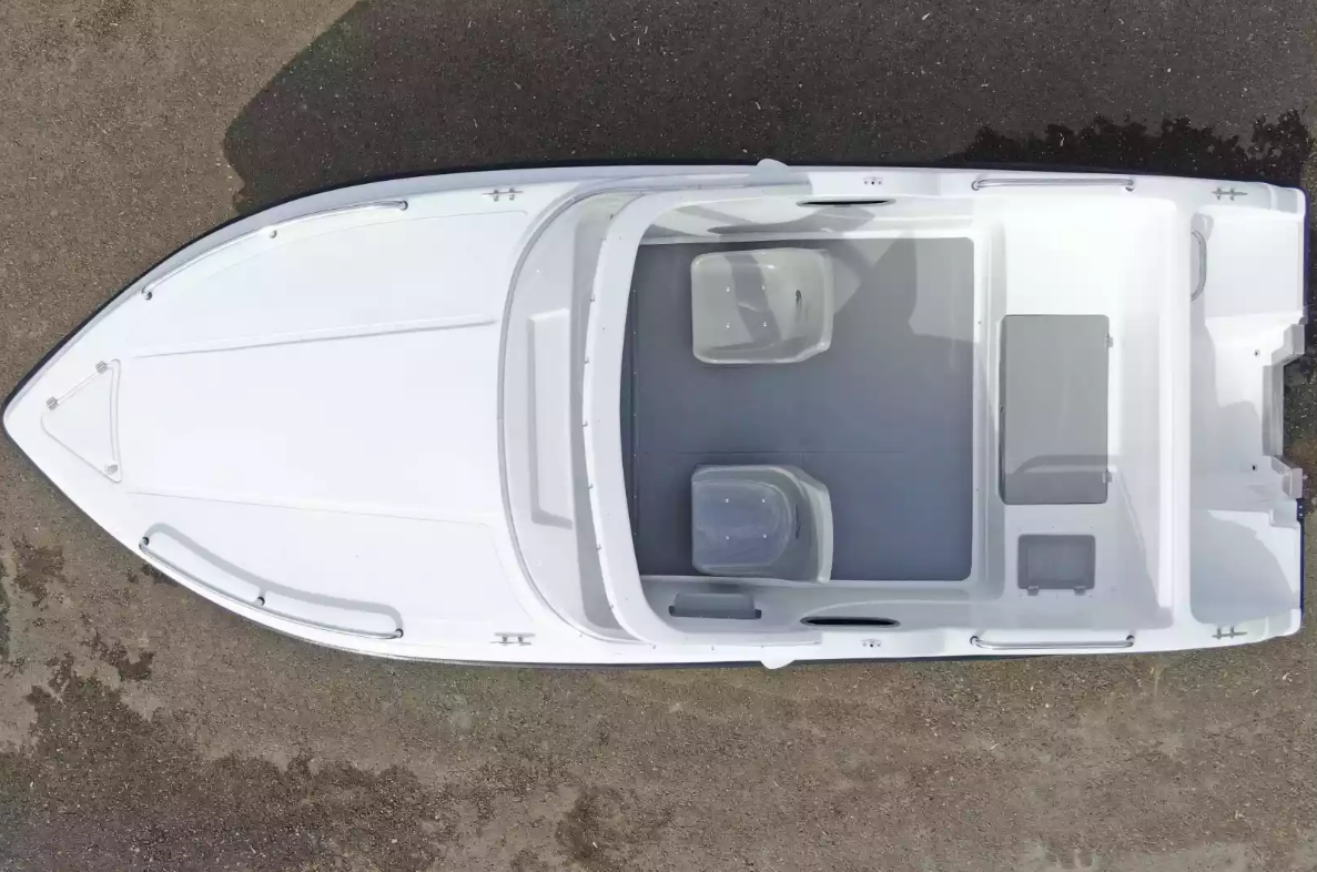 Комбинированный катер Neman-500 P в Санкт-Петербурге