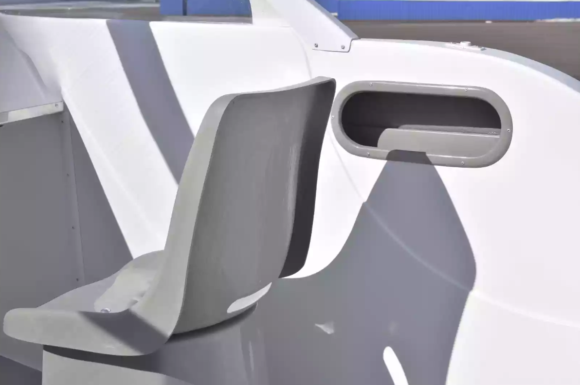 Комбинированный катер Neman-500 P в Санкт-Петербурге