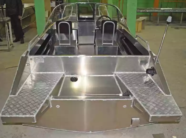 Алюминиевый катер Неман-500 DC (без покраски) в Санкт-Петербурге