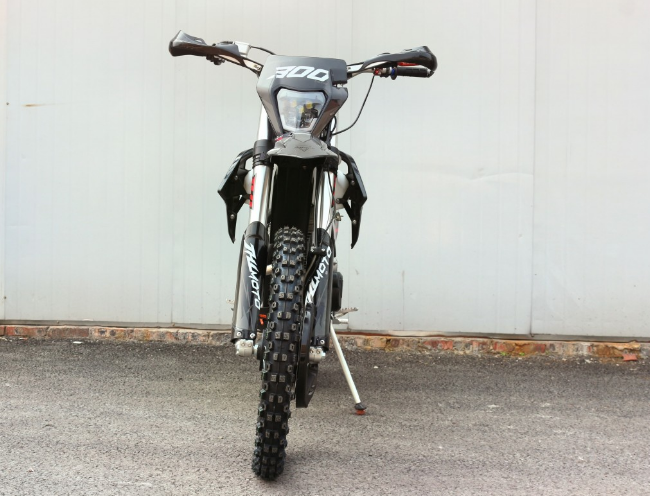 Мотоцикл JHLMOTO JHL Z3+ CB300 (175FMM) в Санкт-Петербурге