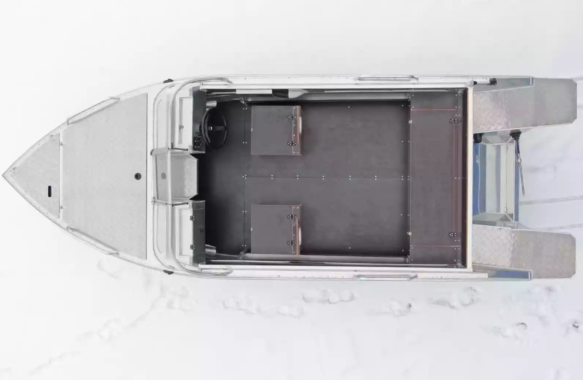 Алюминиевый катер Neman-480 DCM PRO в Санкт-Петербурге