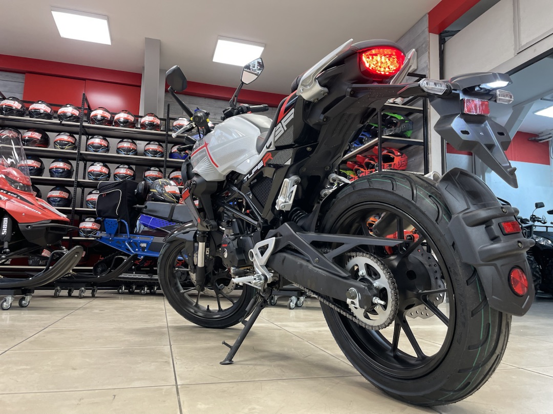 Мопед PROMAX CB150R (49) в Санкт-Петербурге