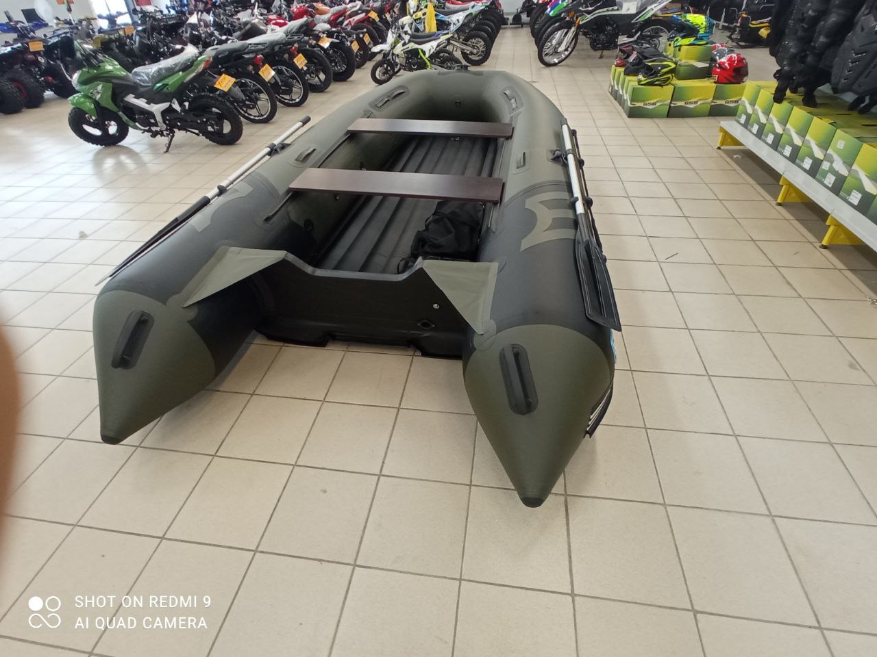 Лодка MISHIMO RIVER JET 390 под водомет в Санкт-Петербурге